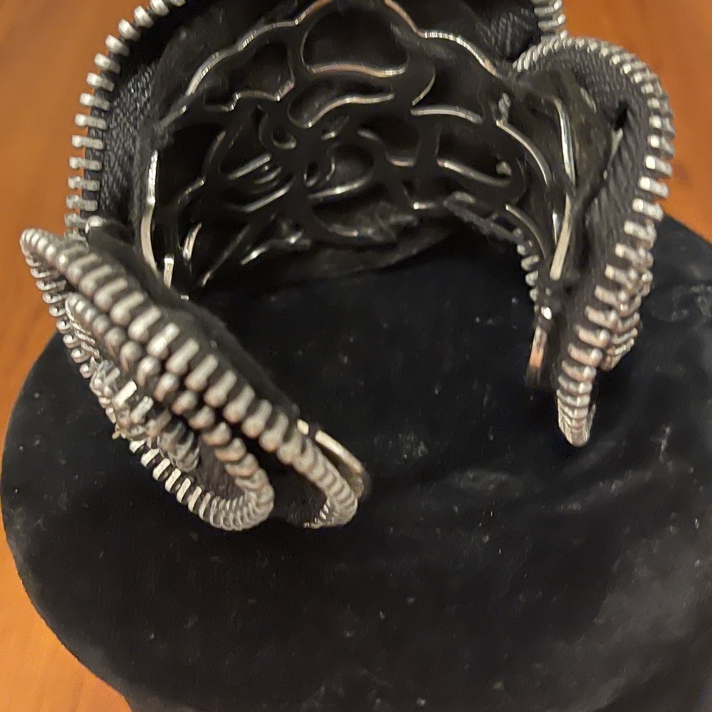 Black and Silver Zipper Cuff Spiral Bracelet - Picture 10 of 12